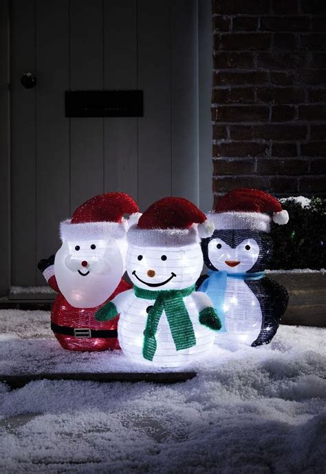 Aldi Ireland's Christmas Decoration Range Includes 7ft Inflatable Arch