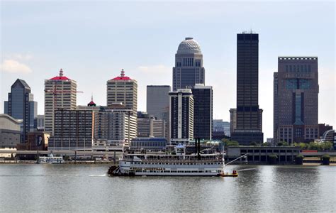 Louisville skyline by dantomkins on DeviantArt