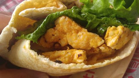 jack in the box chicken fajita pita ingredients