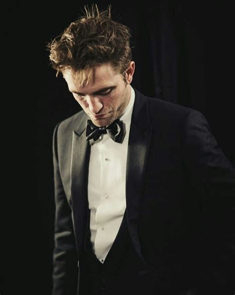 Edward cullen (Robert pattinson ) | Robert pattinson, Actors, Robert