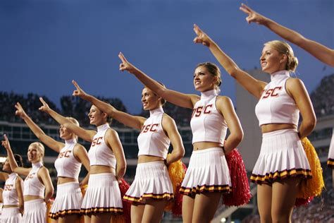 Usc Cheerleaders Right Place Right Time Pics | myideasbedroom.com