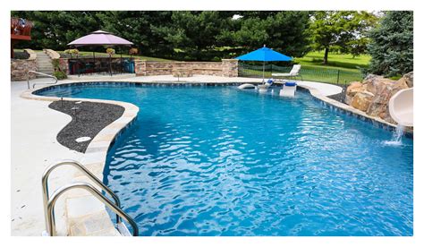 Gunite Swimming Pool built by Swim Things in Blue Springs MO