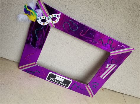 Mardi Gras Photo Booth Frame by Vallon #VsGEMs 💎 | Mardi gras photos, Mardi gras diy, Photo ...