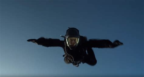 Tom Cruise Is First Actor to Perform an Actual HALO Jump, Remains a ...
