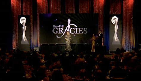 WATCH: Lynda Accepts 2019 Gracie Award for Best Radio Producer | Sean ...