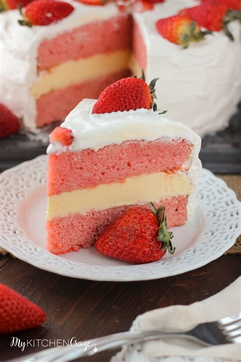 Strawberry Ice Cream Cake - My Kitchen Craze