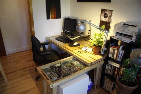 Laminated plywood desk – BitsOfMyMind