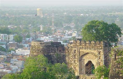 (Photos) Jhansi Fort Photo Gallery | www.Bundelkhand.in - बुंदेलखंड.इन