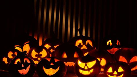 HD Happy Halloween Desktop Background Wallpaper Download - High Resolution 4K Wallpaper