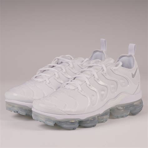 Nike Air VaporMax Plus (White & Pure Platinum) at Dandy Fellow