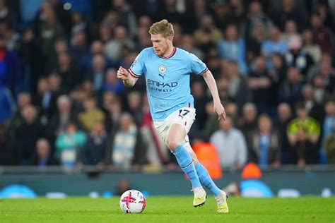 Kevin De Bruyne left out of Manchester City squad for crunch clash away ...