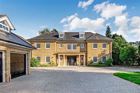 Windsor Road, Gerrards Cross, Buckinghamshire, SL9 7ND | Property for sale | Savills