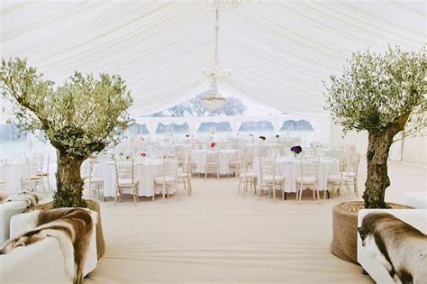 A Guide to Planning a Marquee Wedding - Marquee Planning Tips!