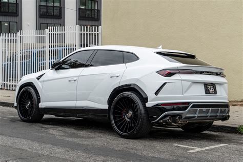 Lamborghini Urus White Forgiato TEC 3.1 Wheel | Wheel Front