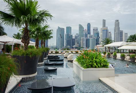 Hotel Review: Mandarin Oriental Singapore (Marina Bay Suite & Movie ...