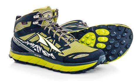 Altra_Lone_Peak_Neoshell_Mid_Gray_Yellow_Pair – mtnath