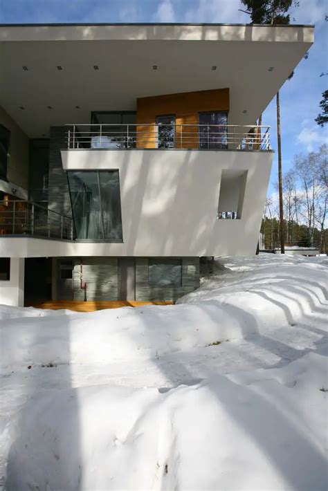 Gorki House, Moscow Residential Property - e-architect