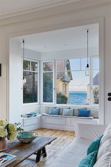 Design Ideas For Small Living Room With Bay Window | www.resnooze.com