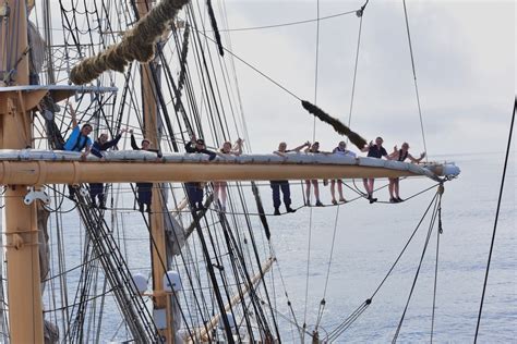 DVIDS - Images - USCGC Eagle crew members spend free time aloft [Image 1 of 3]