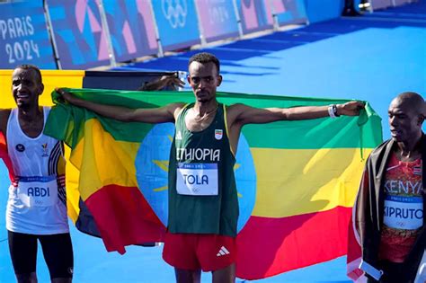 Olympics: Ethiopian runner Tamirat Tola wins men's marathon at Paris ...