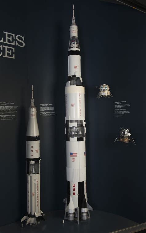 Model, Rocket, Saturn V, 1:48 | National Air and Space Museum