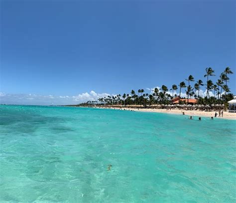 Bavaro Beach makes TripAdvisor list | DR1.com