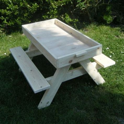 Fun Picnic Table with a Sandbox: 8-Step Building Guide