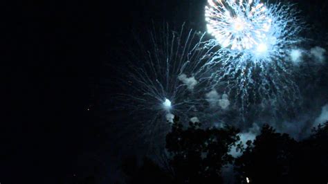 Dollywood Fireworks Show July 2013 - YouTube