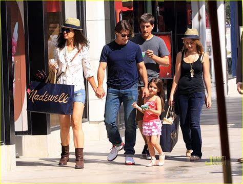 Tom Cruise, Katie Holmes & Suri Cruise: Westfield Mall Shopping Spree! - Suri Cruise Photo ...