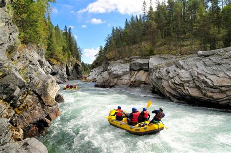 Top 5 Colorado Rafting Trips Near Denver To Take in 2021 - Rocky ...