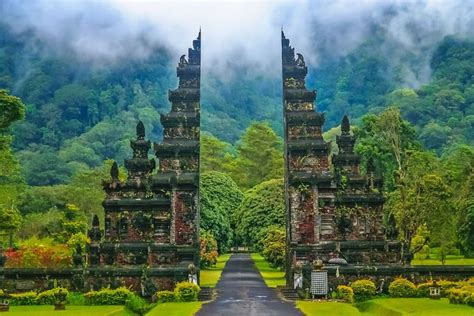 40+ Best Places to Visit in Asia - Ultimate Asia Bucket List - Travel Melodies