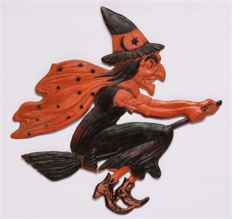 #261: DIE-CUT EMBOSSED HALLOWEEN DECORATIONS MKD GERMANY