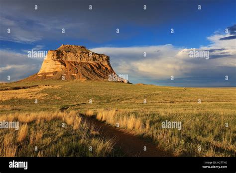 Hiking trail Pawnee Buttes National Grassland Colorado on American ...