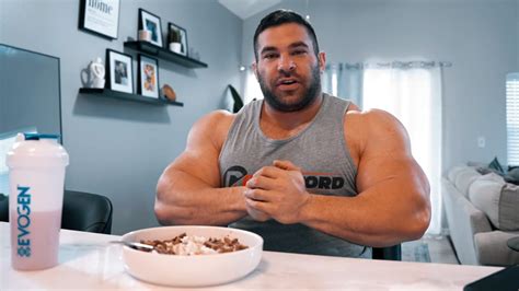 Derek Lunsford Shares Mass Building Diet To Prepare For 2022 Olympia – Fitness Volt