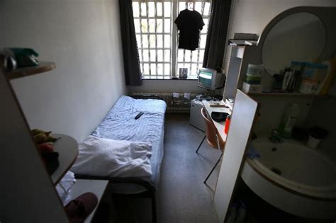 i24NEWS - Short of jail cells, Norway send prisoners to Netherlands