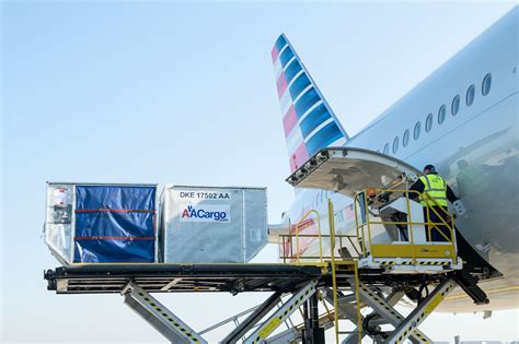 American Airlines Cargo shuttles 158,000T in Q2 2018 - Construction ...