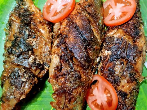 Best homemade Mackerel fish ( bangda ) tawa fry Recipe - hassanchef ...