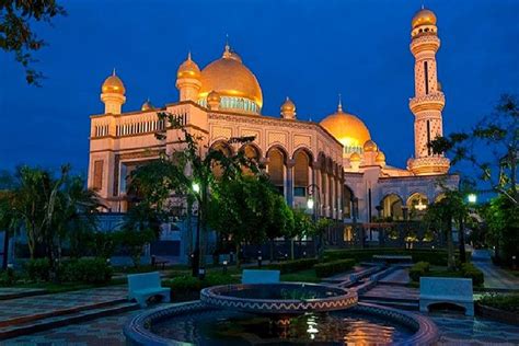 Brunei Majestic Capital City Tour 2022 - Bandar Seri Begawan