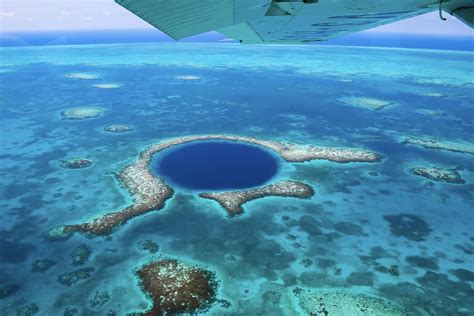 Great Blue Hole, Belize: History & What To Expect - Belize at Your ...