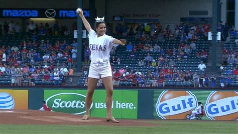 Truly awful Major League Baseball first pitch throws - ABC13 Houston