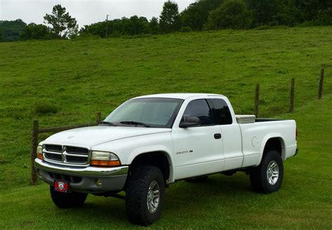 2001 Dodge Dakota 4x4 | Dodge dakota, Dodge trucks, Dodge durango