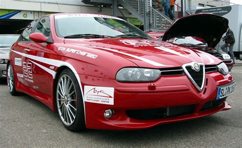 File:Alfa Romeo 156 GTA.jpg - Wikimedia Commons