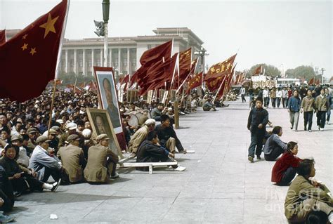 China: Cultural Revolution Photograph by Granger