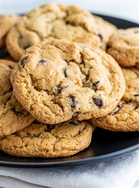 Oat Flour Chocolate Chip Cookies (gluten free!) - Pinch and Swirl