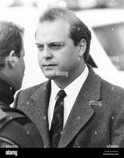 THE COMMISH, Michael Chiklis, (Season 1), 1991-95, © ABC / Courtesy ...