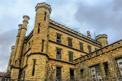 Old Joliet Prison: Take a Tour of It's Old Cells - Roadtrippers