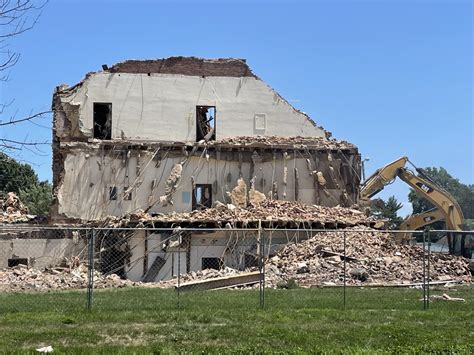 Cannon School Demolition Nearly Complete | Vermilion County First