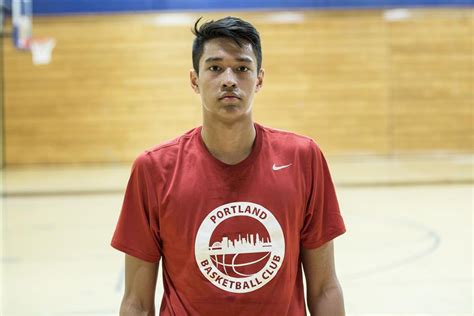 Texas PF Kamaka Hepa will provide offensive versatility, winning ...