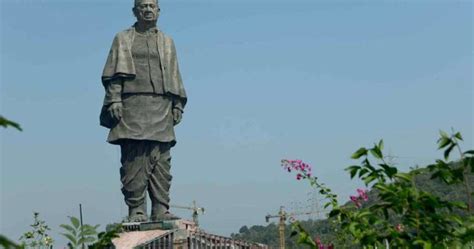 World's Tallest Statue: Indian Prime Minister Narendra Modi Unveils 597ft Tall Statue of Unity