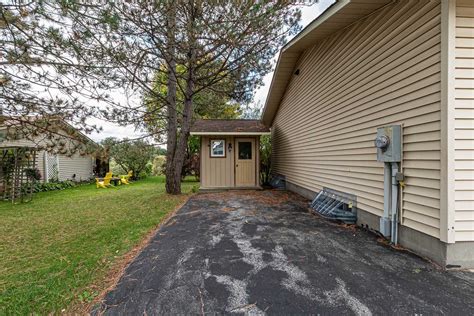 92 Tecumseth Pines Drive New Tecumseth | Zolo.ca